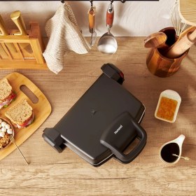 Resim Karokstore Toastbuster 1337H 4 Ekmekli Tost Makinesi Siyah 
