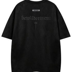 Resim Erkek Casual Moda Trendy Suede Nakışlı Kısa Kollu T-Shirt, Bol Kesim, Yuvarlak Yaka, Mor Renkli ve Çapraz Sembol Tasarımı ile Yaz Sokak Stili Tee, Hafif Esnek Kumaş, Yetişkin Casual Giyim | Trendy Yuvarlak Yaka | Şık Suede 