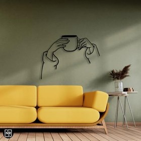 Resim NR Dizayn (5) Elde Fincan Metal Duvar Tablosu 49 X 34 