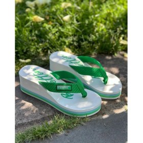 Resim Bags Shoes United Colors Of Benetton BN-10218 Kadın Yüksek Dolgu Taban Parmak Arası Premium Terlik 
