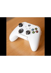 Resim Opencart Xbox Serisi Denetleyici Duvar Tutucusu Sadece Plastik Aparattır 