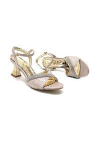 Resim Prego Erbay Taş Biye Detaylı Topuklu Kadın Ayakkabı Ros Ros 