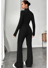Resim Kadın Kombin Şıklığı Siyah Boğazlı Crop Top Ve Yüksek Bel Eşofman 