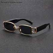 Resim Unisex Y2K Trendy Dekoratif Gözlükler, Partiler, Okul, Alışveriş ve Günlük Klasik Giyim İçin Uygun, Süper Hafif, Minimalist, Retro Klasik Tasarımıyla Çok Yönlü ve Şık. Ayrıca Okula Dönüş Hediyesi Olarak da Harika Bir Seçenek ve Halloween, Noel, Paskalya, Sevgililer Günü, Bağımsızlık Günü, Şükran Günü ve Yeni Yıl İçin Mükemmel. 