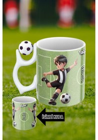 Resim Siyah Beyaz Futbol Toplu Siyah Beyaz Forma Oyunculu Taraftar İsimli Baskılı Kupa Bardak Beyaz 
