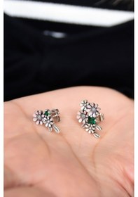 Resim Papatya Silver 925 Ayar Gümüş Mineli Çoklu Papatya Çivili Küpe 