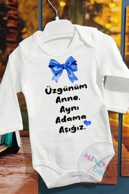 Resim miniya bebe Üzgünüm Anne Aynı Adama Aşığız Ve Üzgünüm Baba Aynı Kadına Aşığız Baskılı Bebek Body Zıbın 