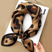 Resim Kara Leopar Desenli Kare Eşarp Moda Aksesuarı Boyun Fuları Küçük Eşarp 