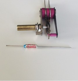 Resim Arçelik Uyumlu Tost Makinesi Termostatı ve Sigortası Mil Uzunluğu 2,5cm 