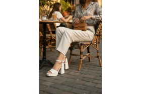 Resim Divolya June Beyaz Cilt ( 9 cm Topuk ) Platform Topuklu Günlük Ayakkabı 