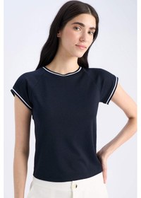 Resim DeFacto Slim Fit Dar Kesim Bisiklet Yaka Ribana Kısa Kollu Tişört E6992AX25SPNV251 