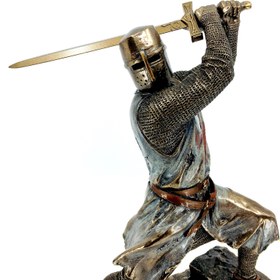 Resim Kılıcıyla Savaşan Orta Çağ Tapınak Şövalyesi Biblo 