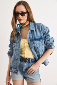 Resim Olalook Kadın Mavi Sırtı Aplike Denim Ceket CKT-19000526 