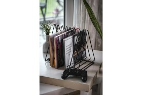 Resim Bye Concept & More Metal Dergilik ve Klasör Ayracı Çok Amaçlı Üçgen Dergilik Masa Üstü Organizer 