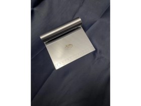 Resim Karadağ Metal Metal Kazıyıcı Ölçekli 15 Cm 