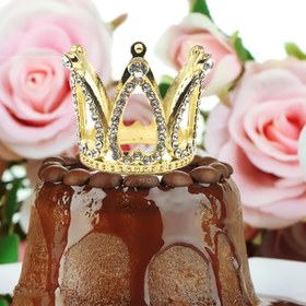 Resim 3 Adet Altın Renkli Mini Taç Pasta Süsü - Alaşımlı Kalp Şekilli Taşlı Taçlar - Şık Düğün, Doğum Günü Partisi Cupcake Dekorasyonları, Prenses Parti Malzemeleri, DIY Pişirme Aksesuarları, Elektrik Gerektirmez, Dayanıklı Metal Taç Süsleri, Tüm Özel Günler İçin, Pasta Süsleme Malzemeleri, Balon Pasta Süsü, Doğum Günü Pastası, Tatlı Masası Dekorasyon Seti, Prenses Temalı Pasta, El Yapımı Detaylar, Yüksek Kaliteli Taşlar, Noel, Yeni Yıl, Sevgililer Günü, Parti Etkinlikleri İçin 