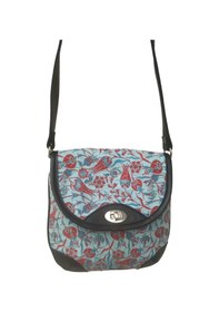 Resim Erkan Çanta ÖZEL TASARIM KİLİM DESENLİ OMUZ ASKILI POSTACI ÇANTASI Çok Renkli 