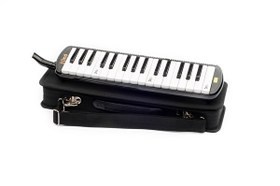 Resim Lino Melodika 32 Tuşlu Özel Çantalı - Siyah 