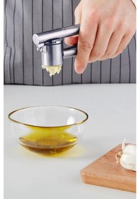 Resim V73 Koncıs Sarımsak Ezici 