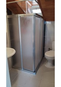 Resim Parlak Profil Şerit Desen Mika Duşakabin Parlak 