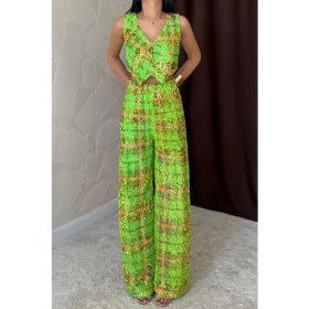 Resim Arben Boutique Yeşil Pullu Yelek ve Pantolon Takım 