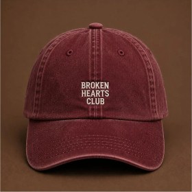 Resim Broken Hearts Club" (Kırık Kalpler Kulübü) Estetik Nakışlı Vintage Yıkamalı Beyzbol Şapkası 