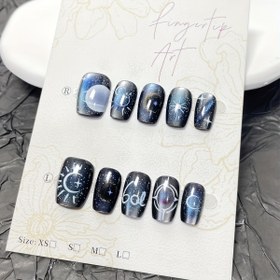 Resim 10 Adet El Yapımı Giyilebilir Tırnak Kısa Bale Şekli Moda Sihirli Galaksi Siyah Mavi Kedi Gözü Gradyan Simli Beyaz Yıldızlar ve Ay, Çıkarılabilir Yeniden Kullanılabilir Jöle Jel+Roulette Çubuk+Açık Ahşap Çubuklarla Tam Kaplama Parmak Tırnağı Seti Parti Dans Günlük Kullanım İçin 