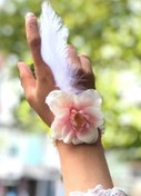 Resim Bride to be Nedime Gelin Bilekliği Tüy ve İnci Boncuk Detaylı Somon Renkli Bekarlığa Veda Partisi Bilekliği 10 Adet 