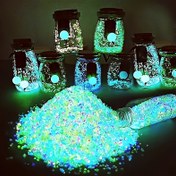Resim 4500 Adet Karanlıkta Parlayan Mavi ve Yeşil Lüminesans Kum Taşları - Akvaryumlar, Peri Bahçeleri, Saksı Bitkileri, Sukulent Teraryumlari & DIY Gece Dekoru için Plastik Aydınlatmalı Süs Taşları, Bahçe Gece Işıltısı, Lüminesans Dekorasyon 
