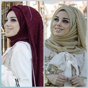 Resim Yeni Tarz Altın Kırışlı Malay Başörtüsü, Elastik Altın Moda Çok Yönlü Kadın Başörtüsü, Baş Kapatma İçin Hafif Aksesuar. 