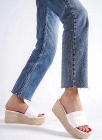 Resim Reına Dolgu Topuklu Ortopedik Taban Hasır Görünümlü Kadın Terlik Ckt - Beyaz Beyaz 