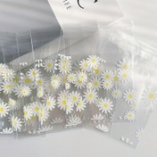 Resim 100 adet, Şeffaf Papatya Kendinden Yapışkanlı Poşetler, Çiçek Deseni - Küçük Hediye Paketleme, Parti Favoru Sarma Poşetleri için Mükemmel Seçim 