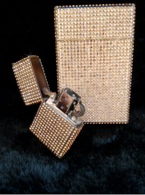 Resim NESGIFT Parlak Gold Taş Kaplama Slim (ince) Kısa Sigara Kutusu Ve Zippo Çakmak Seti 