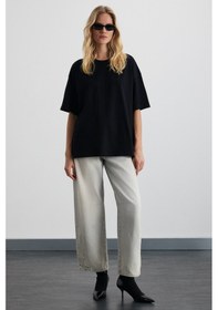 Resim Grimelange Lagertha Kadın %100 Organik Pamuklu Kalın Dokulu Oversize Fit Yuvarlak Yakalı Siyah T-shirt 
