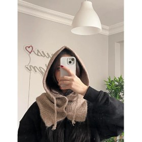Resim Venüs Design Düğmeli Balaklava Bej Renk Kadınlar İçin Kış Sezonu Aksesuarı 