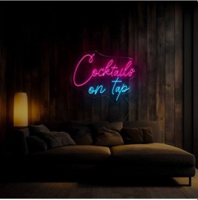 Resim Cocktails On Tap Yazılı Neon Tabela Pembe 
