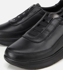 Resim HOTİÇ Kadın Deri Siyah Lastik Detaylı Dolgu Topuklu Günlük Loafer 