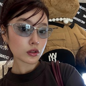 Resim 4 Renk Seçeneği - Trendy ve Şık Dekoratif Gözlükler: Erkek ve Kadınlar İçin Moda Tasarım, Partiler ve Özel Günler İçin Mükemmel 