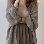 Resim İlkbahar ve Sonbahar için Yeni Şık Kadınlar Düz Renk Kore Tarzı V Yaka Uzun Kollu Hırka, Retro Kaliteli Bol Kesim Fener Kol Kazak Ceket Tek Düğme Tasarım, İlkbahar ve Sonbahar Modası, Retro Desen, Yumuşak Kumaş, Yüksek Kalite Malzeme, Önü Açık Kazak, Düğmeli Üst, Günlük Giyim, Moda Kadın 