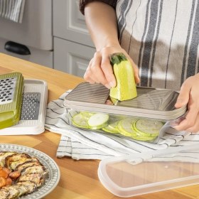 Resim MWX Teknoloji 3 Bıçaklı Yatay Rende, Rondo Rondoğrayıcı, Saklama Kabı Hazneli Kapaklı Plastik Rende, Çok Fonksiyonlu Mutfak Aleti, Sebze ve Meyveler Için Etkili Doğrama ve Rendeleme 