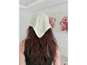 Resim Pamuklu Nakışlı Muslin Kumaş Üçgen Bandana - Fisto Detaylı 