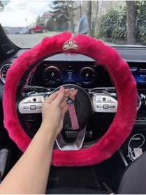 Resim Arabasına Aşıklar Kulübü SEVGİLİLER GÜNÜ HEDİYELİ FUŞYA PEMBE PELUŞ PRENSES TAÇLI DİREKSİYON 