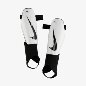 Resim Nike Charge Unisex Beyaz Futbol Tekmeliği 