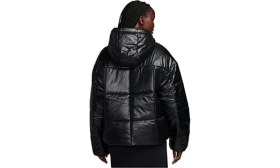 Resim Nike Kadın Günlük Therma Fit Şişme Mont Sportswear Classic Puffer Shine FB8769-010 Siyah 