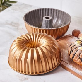 Resim Emsan Griss Hardstone Döküm Kek Kalıbı Gold 24 cm 