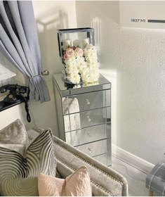 Resim LUXURY VİLLA Luxury Villa Luxury 5 Çekmeceli Aynalı Şifonyer En 45 Cm Derinlik 45 Cm Yükseklik 110cm 