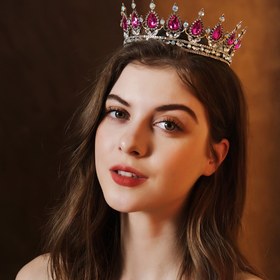 Resim Fairytale Princess Crown, Pembe Taşlarla - Kumaş Malzeme Değil, Altın Renkli, Tüm Mevsimler İçin Uygun, Yıkanmaz 