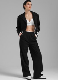 Resim tw3 Kadın Aplike Detaylı Tasarım Crop Blazer Ceket 