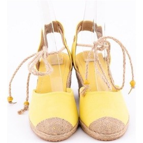 Resim Gerçek Elişi Bilekten Bağcıklı Topuğu Açık Dolgu Topuk Sarı Keten Hasır Espadril Handmade Sarı 