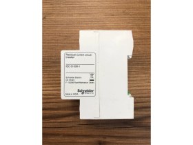 Resim Schneider EZ9R05240 2X40 A 30MA Kaçak Akım Koruma Rölesi 